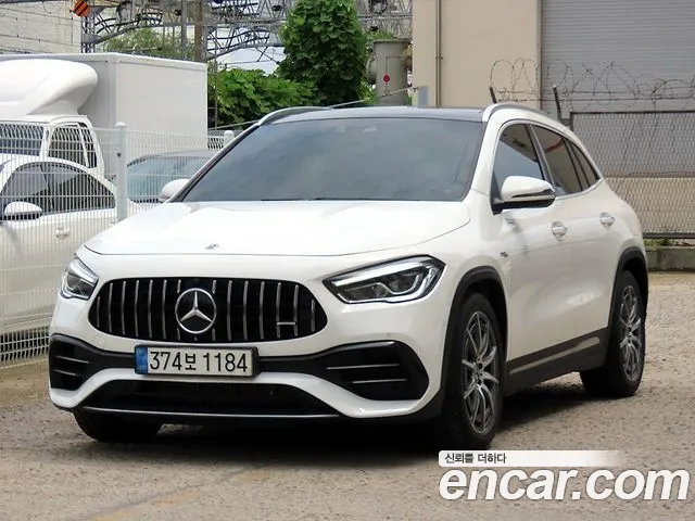 Mercedes-Benz CLA-Class 2021