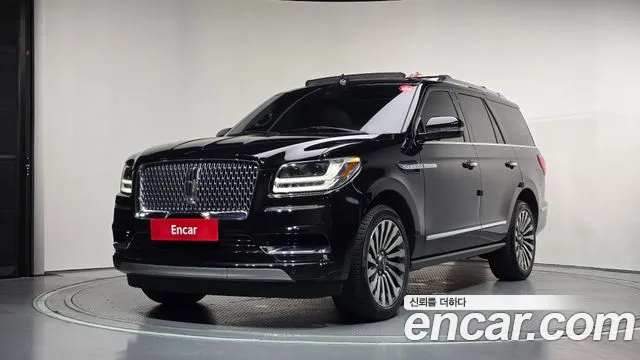 Lincoln Navigator 2021