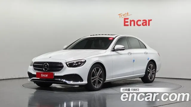 Mercedes-Benz E-Class 2023