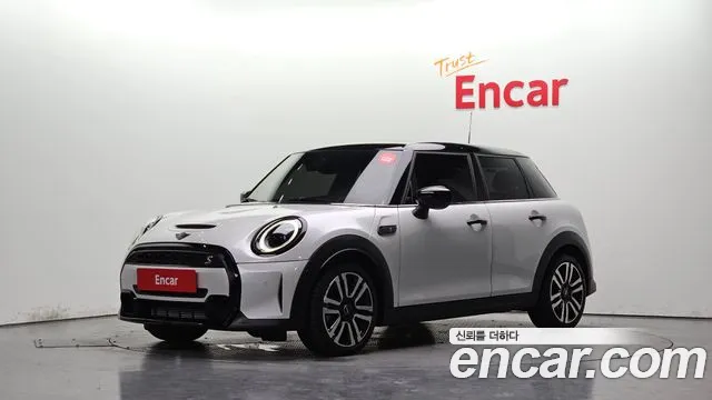MINI Cooper 2023