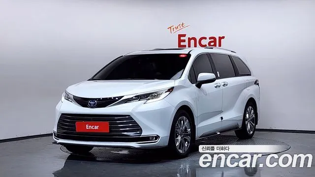 Toyota Sienna 2022