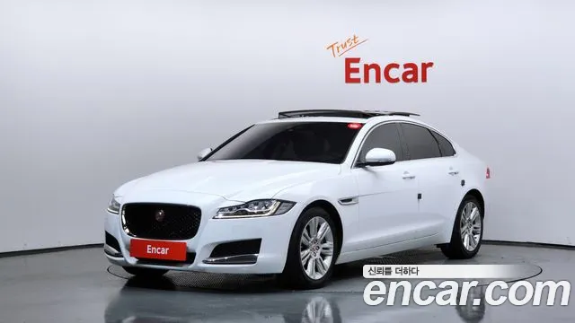 Jaguar XF 2016