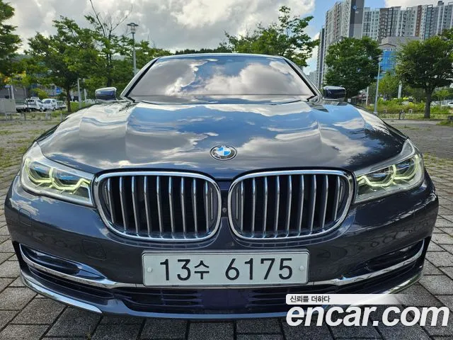 BMW 7-Series 2016