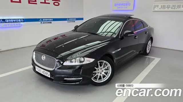 Jaguar XJ 2015