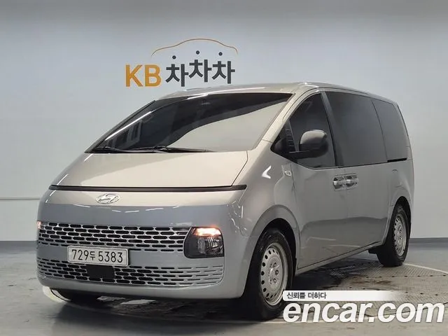 Hyundai Staria 2022