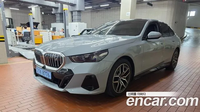 BMW i5 2025