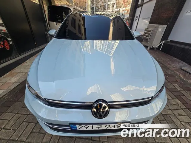 Volkswagen Golf 2025