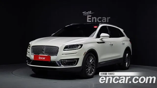 Lincoln Nautilus 2020