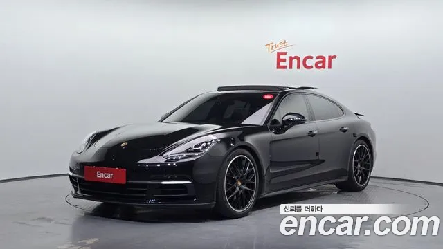 Porsche Panamera 2020