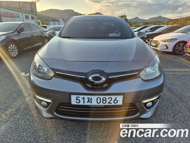 Renault SM3 2016