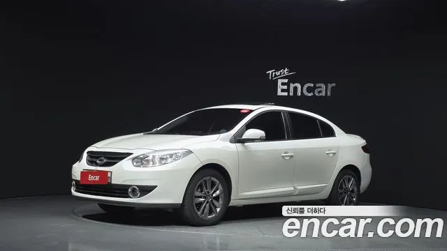 Renault SM3 2012