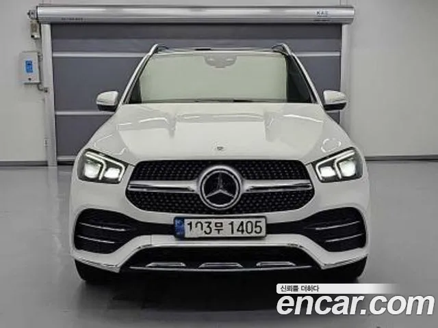 Mercedes-Benz GLE-Class 2021