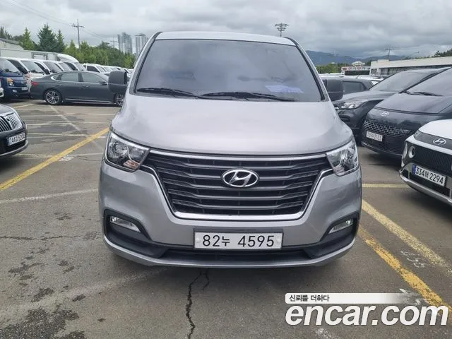 Hyundai Starex 2019