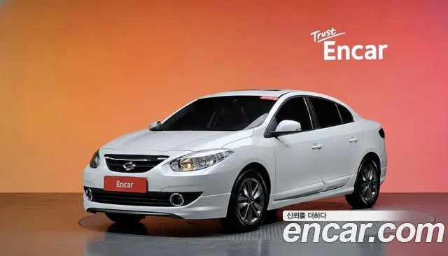Renault SM3 2012