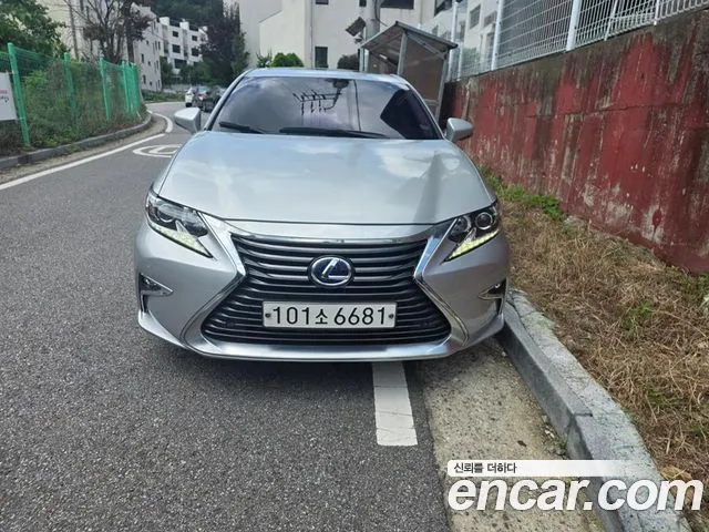Lexus ES 2017