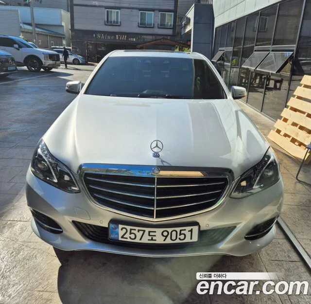 Mercedes-Benz E-Class 2015