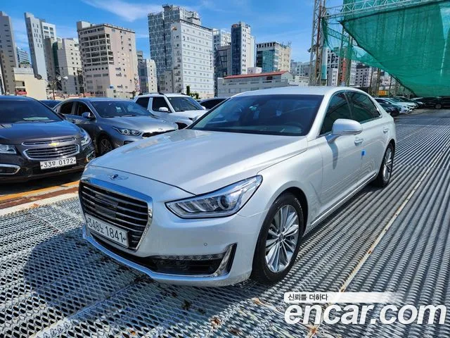 Genesis EQ900 2017