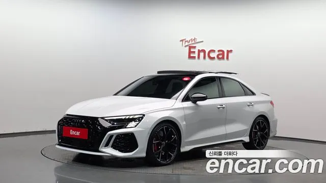 Audi RS3 2024