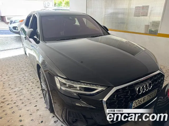 Audi A8 2023