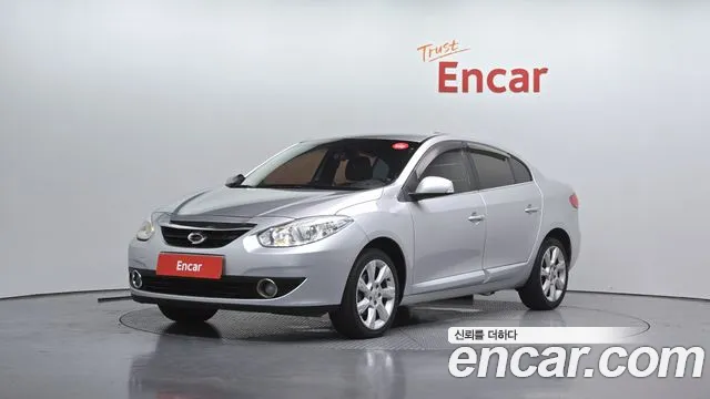 Renault SM3 2011