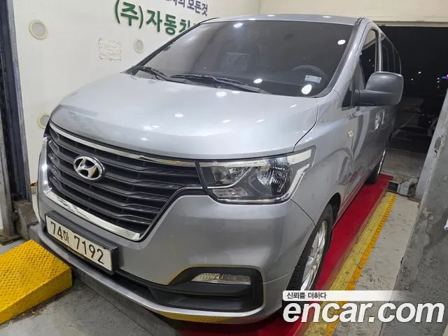 Hyundai Starex 2019