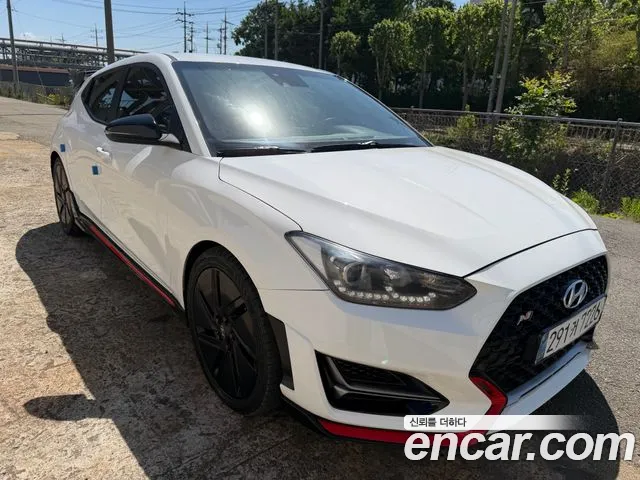 Hyundai Veloster 2021