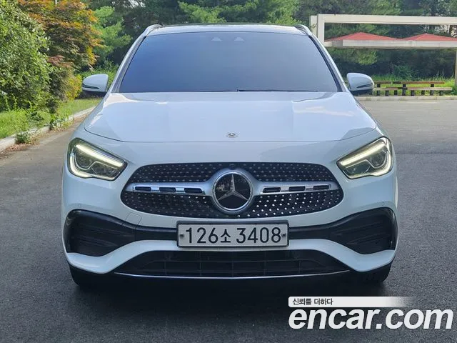 Mercedes-Benz GLA-Class 2023