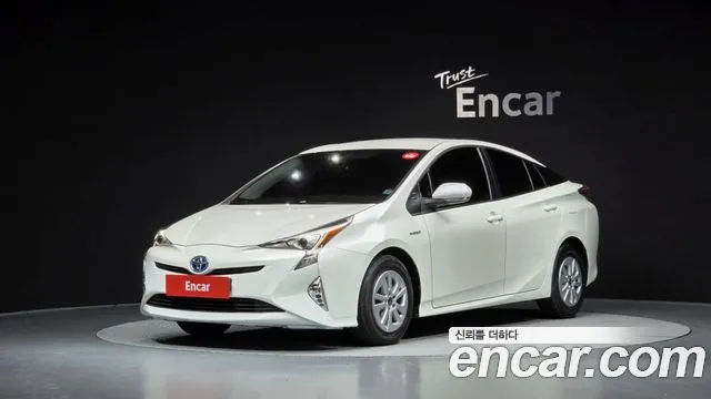 Toyota Prius 2017