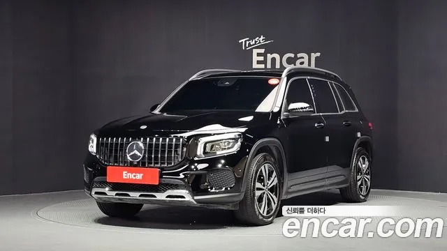 Mercedes-Benz GLB-Class 2021