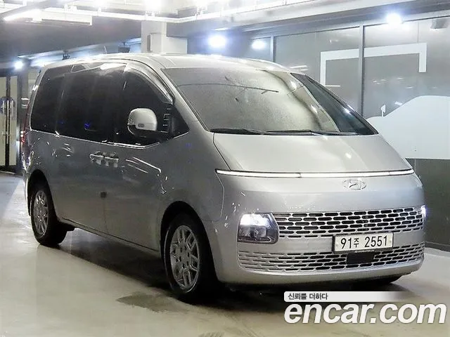 Hyundai Staria 2021