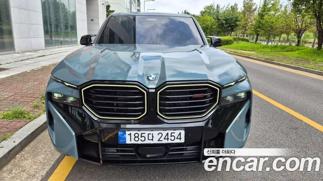 BMW XM 2025