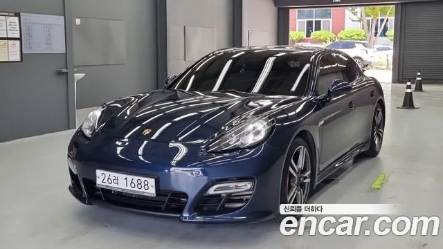 Porsche Panamera 2013