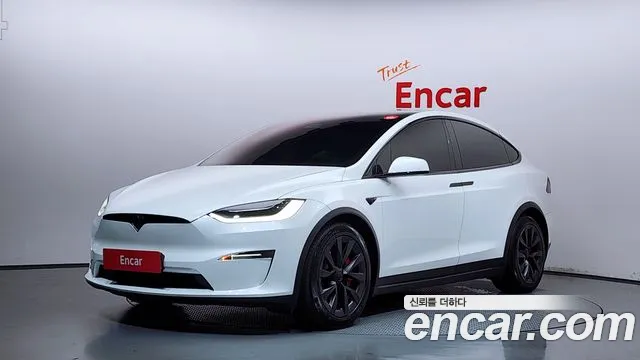 Tesla Model X 2023