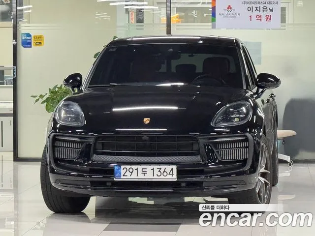 Porsche Macan 2022
