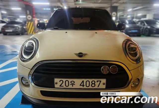 MINI Cooper 2018