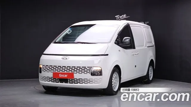 Hyundai Staria 2022