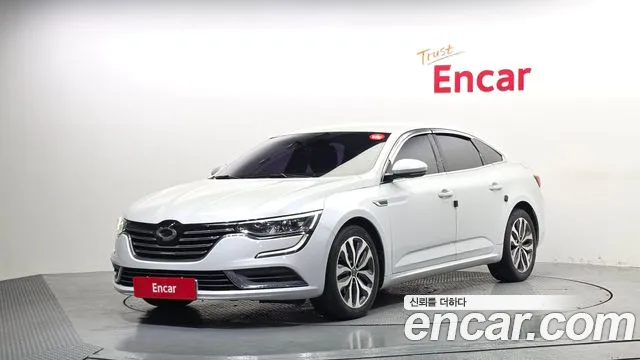 Renault SM6 2016