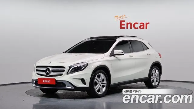 Mercedes-Benz GLA-Class 2016
