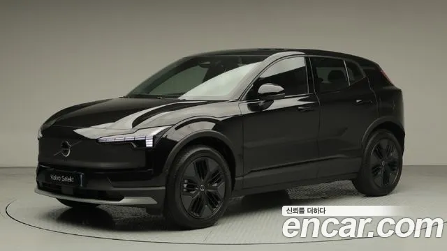 Volvo EX30 2025