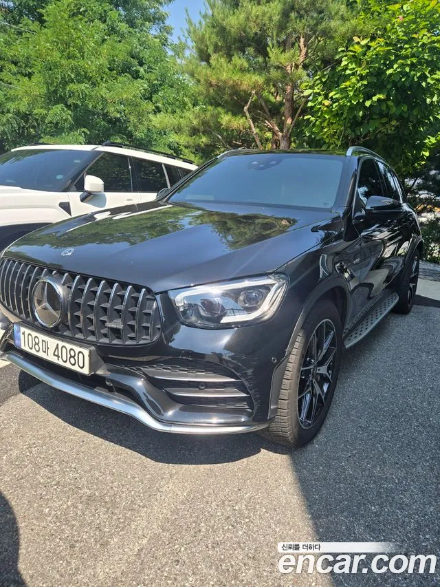Mercedes-Benz GLC-Class 2021