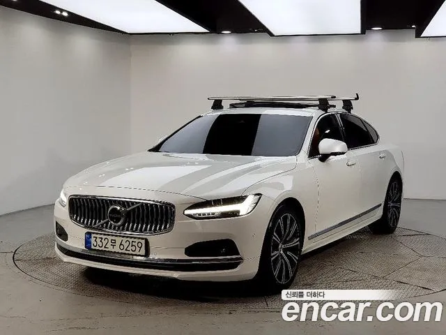 Volvo S90 2022