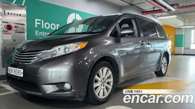 Toyota Sienna 2014