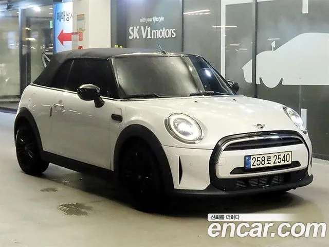 MINI Cooper Convertible 2024