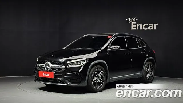 Mercedes-Benz GLA-Class 2020
