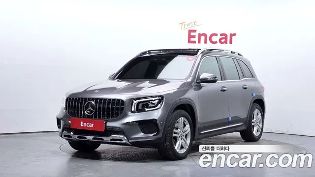 Mercedes-Benz GLB-Class 2022