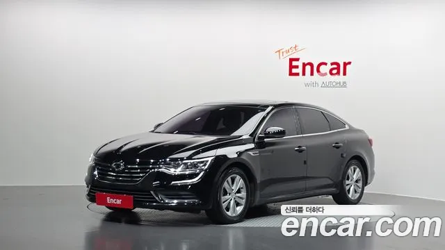 Renault SM6 2016