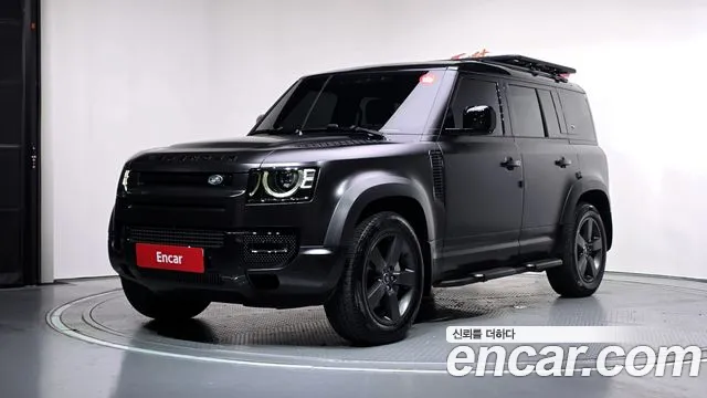 Land Rover Defender 2024