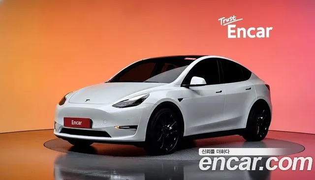 Tesla Model Y 2022