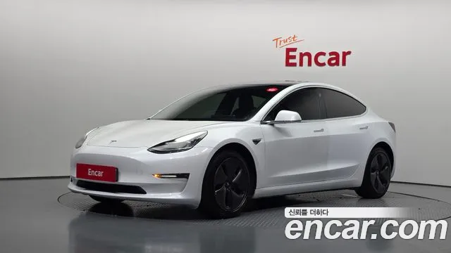 Tesla Model 3 2020