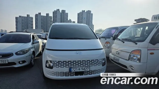 Hyundai Staria 2023